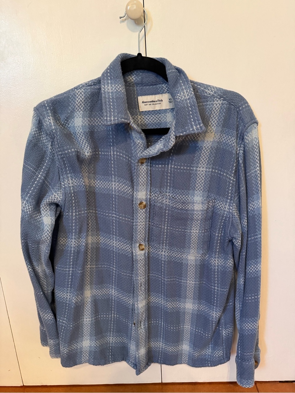 Abercrombie & Fitch Men's Light Blue Plaid Button-Down Shirt